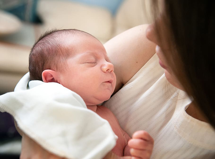 Na hojení po porodu má velký vliv i psychická pohoda ženy.