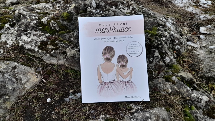 Kniha Moje první menstruace